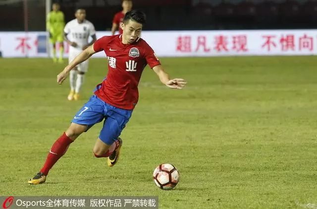 切尔西青春风暴席卷埃弗顿，U23小将包办两球  