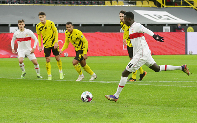  柏林联合主场逼平拜仁，钢铁防线让卫冕冠军吃瘪